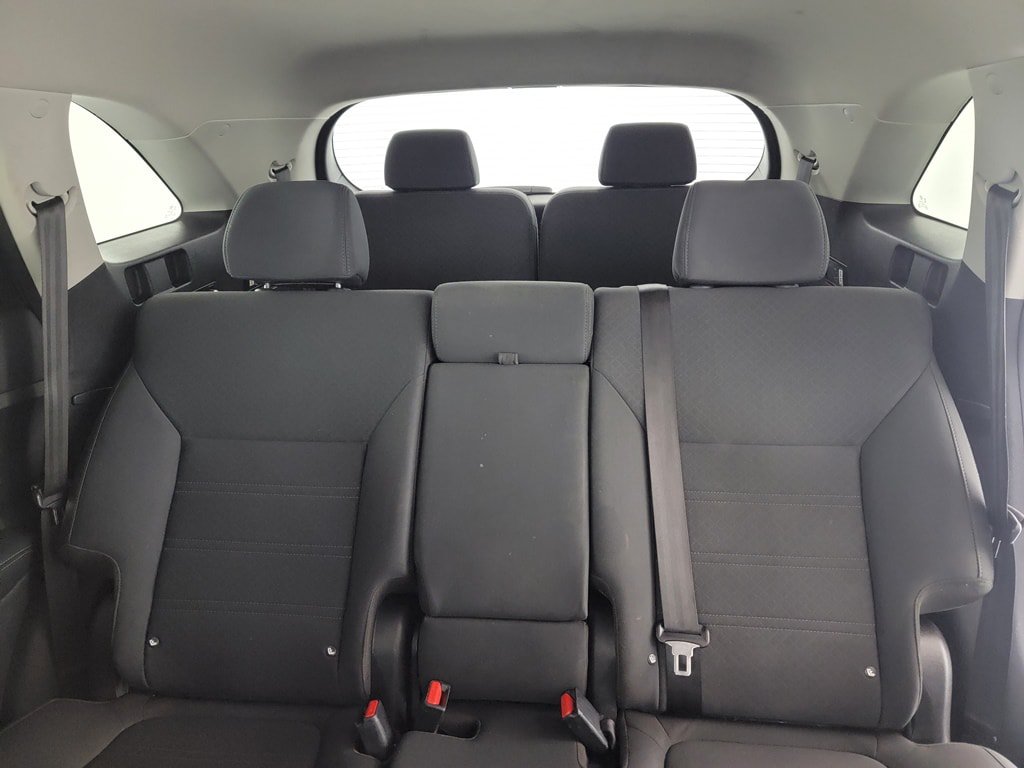Used 2020 Kia Sorento S FWD image 13
