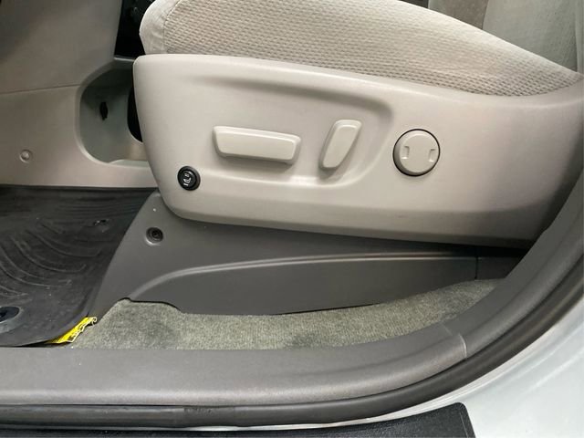 Used 2017 Toyota Sienna LE image 23