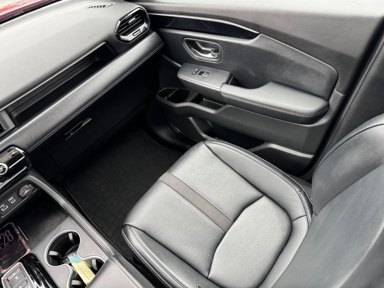 Certified 2023 Honda Pilot Touring image 17