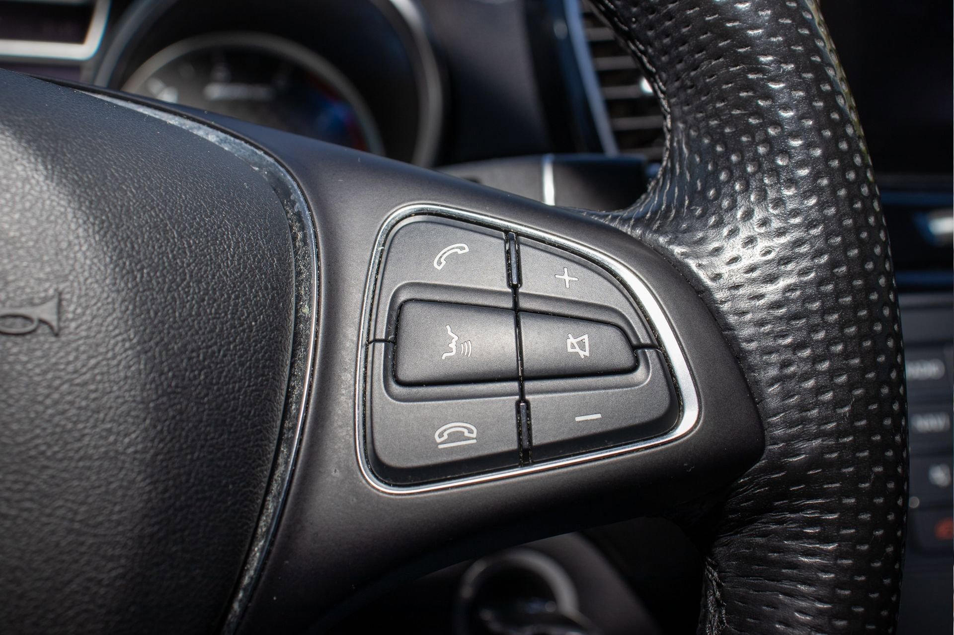 Used 2018 Mercedes-Benz GLE 43 AMG 4MATIC Coupe w/ Premium 3 Package image 27