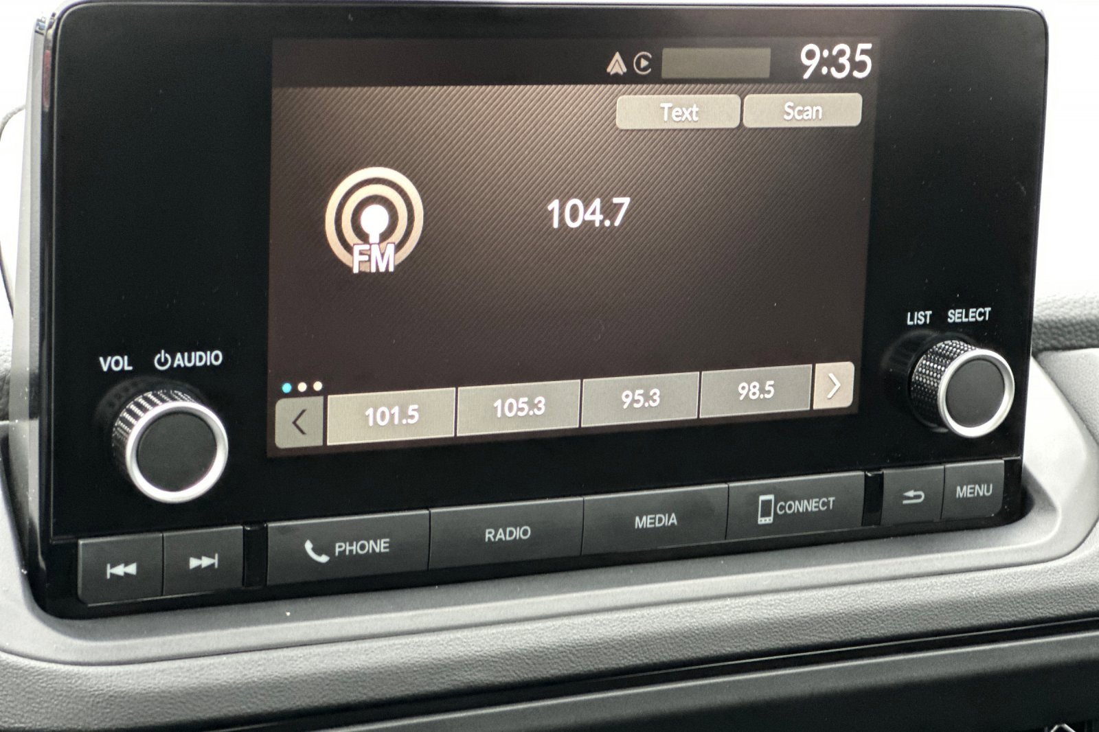 Certified 2025 Honda Accord SE image 17