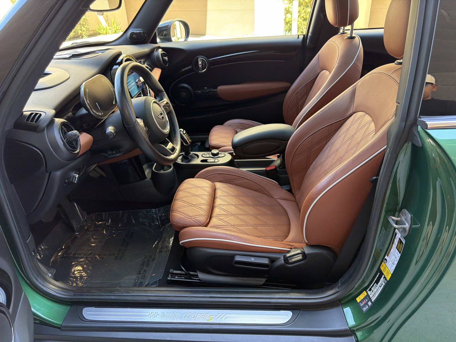 Certified 2024 MINI Cooper SE FWD image 9