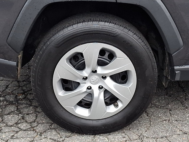 Used 2020 Toyota RAV4 LE w/ All Weather Liner Package AWD/4WD image 29