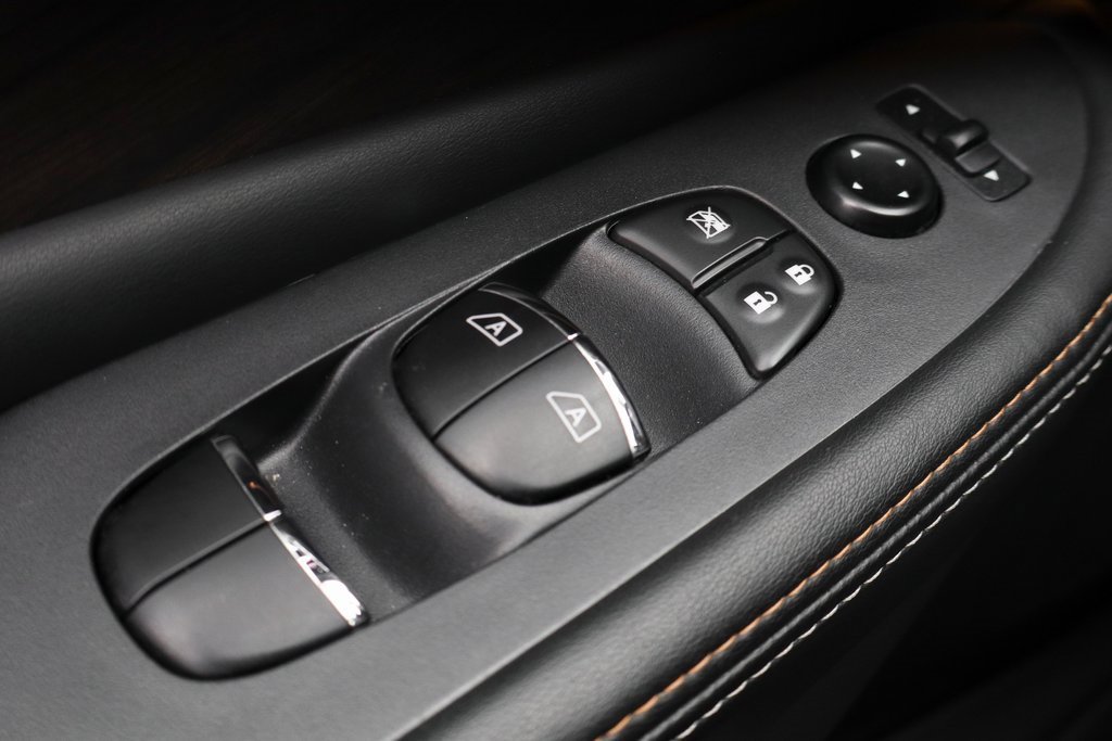 Used 2021 Nissan Murano Platinum w/ Cargo Package image 17