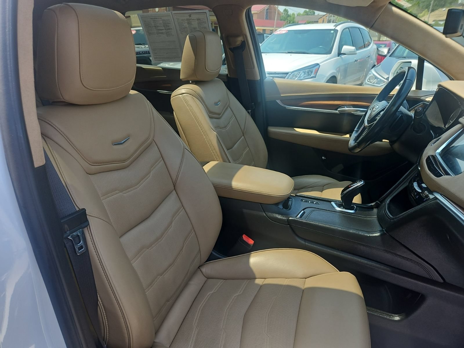 Used 2018 Cadillac XT5 Platinum w/ Driver Assist Package AWD/4WD image 23