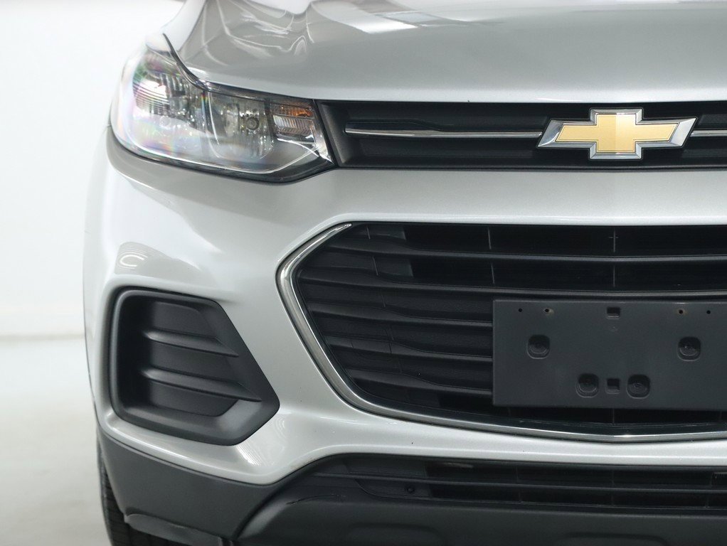Used 2018 Chevrolet Trax LS image 7