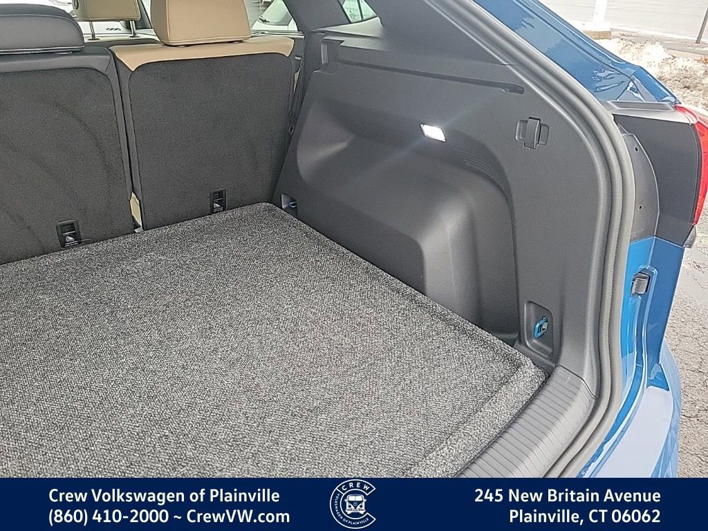 Certified 2025 Volkswagen Atlas Cross Sport SE image 52