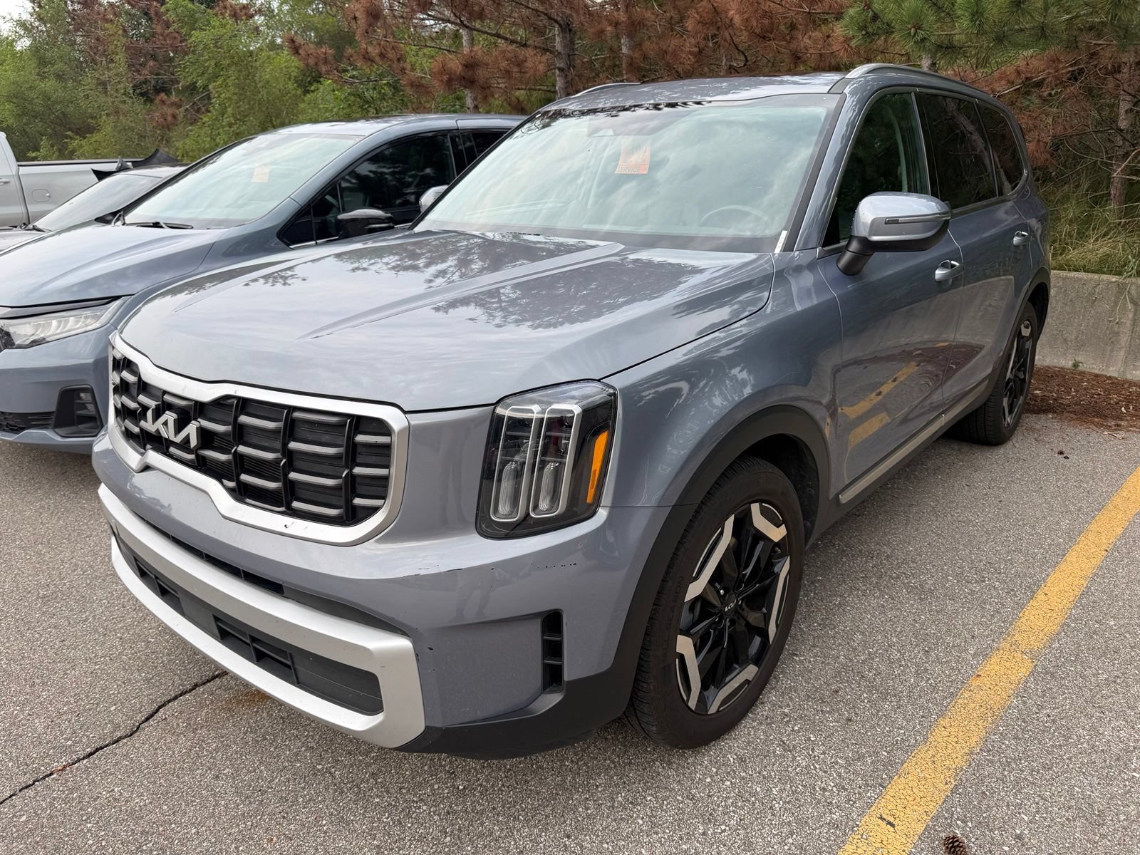 Used 2025 Kia Telluride S AWD/4WD image 5
