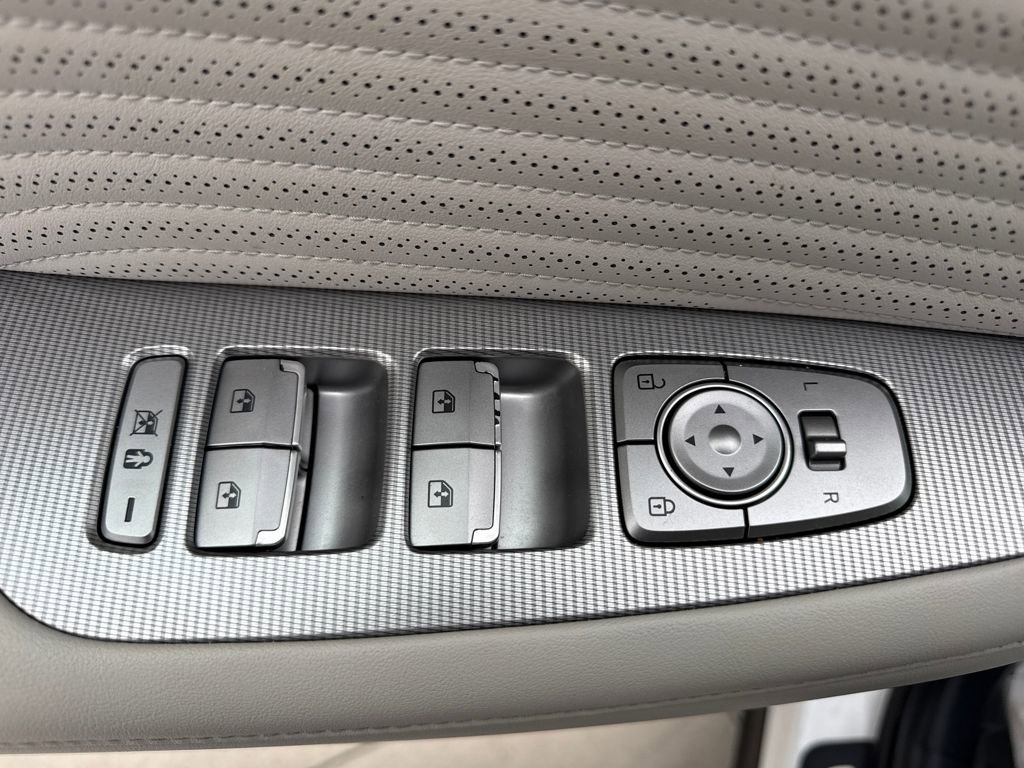 Used 2023 Hyundai Palisade Calligraphy image 26