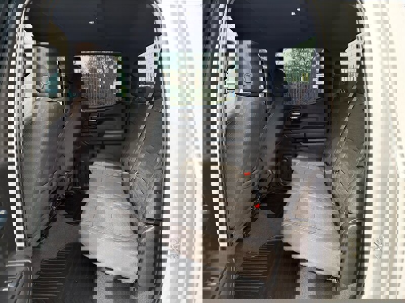 Used 2022 Chevrolet Silverado 1500 LT w/ Z71 Off-Road Package image 20