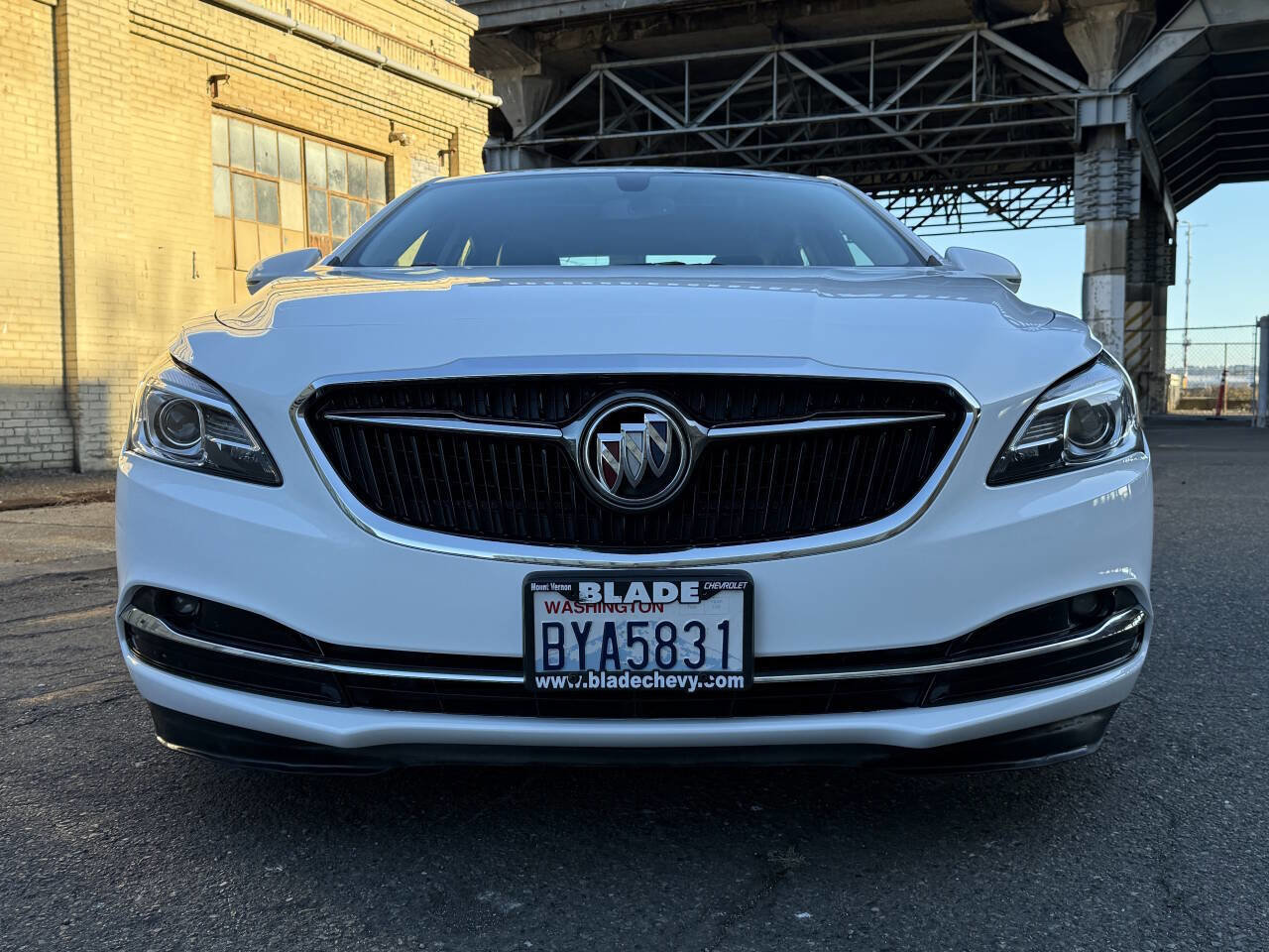 Used 2019 Buick LaCrosse Essence image 25
