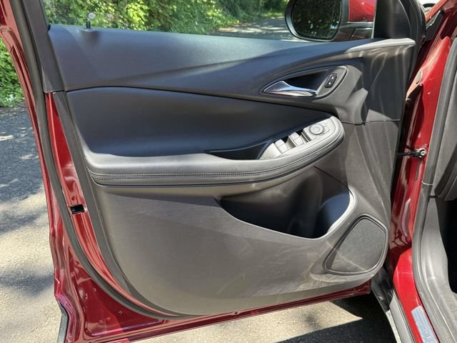Used 2023 Buick Encore GX Preferred w/ Cold Weather Comfort Package FWD image 9