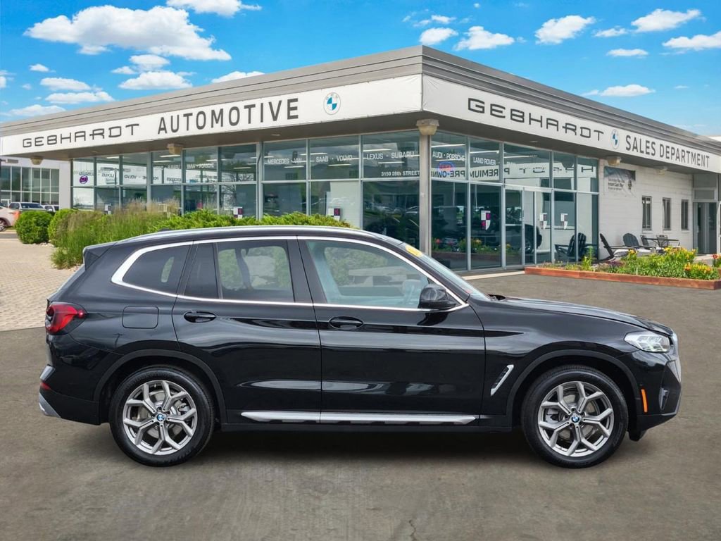Certified 2024 BMW X3 xDrive30i w/ Convenience Package image 4