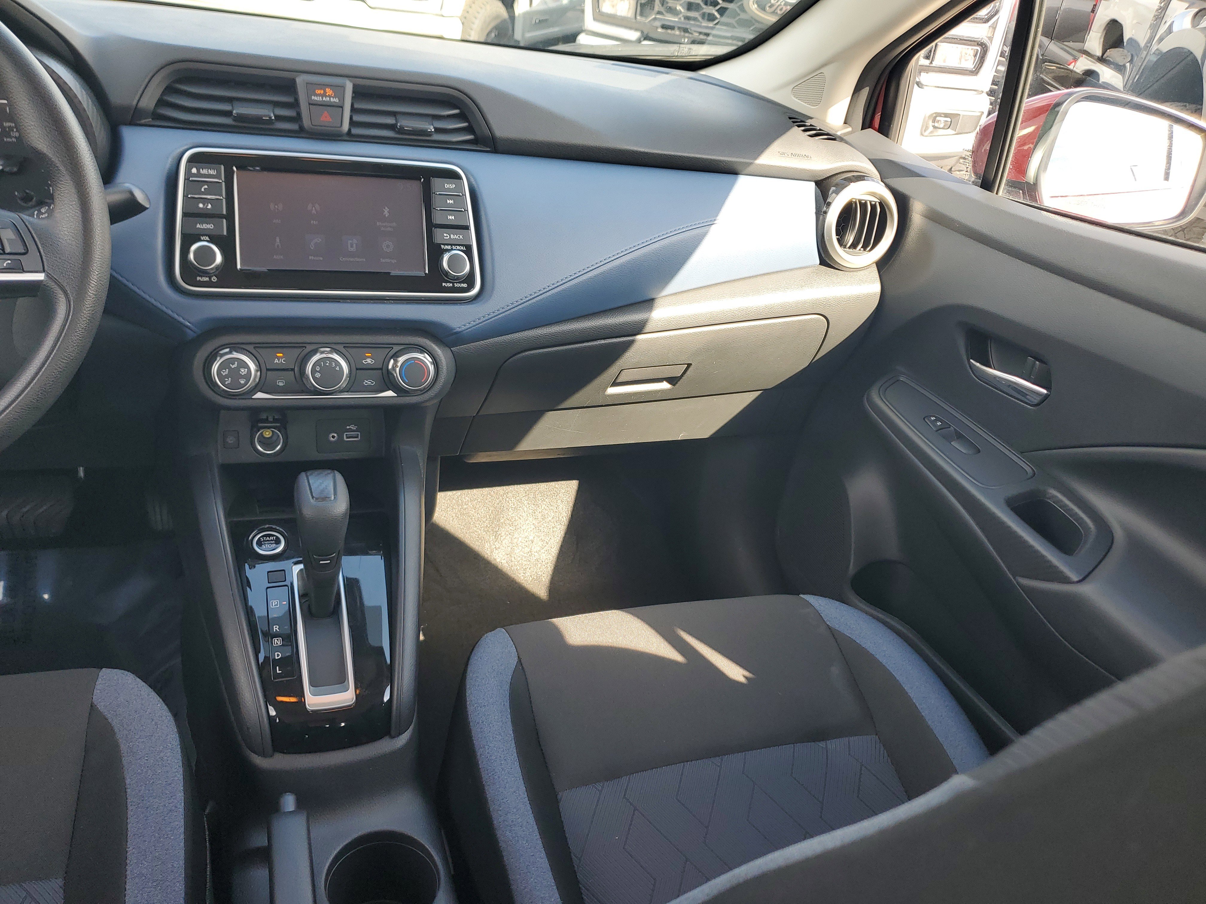 Certified 2025 Nissan Versa SV image 15