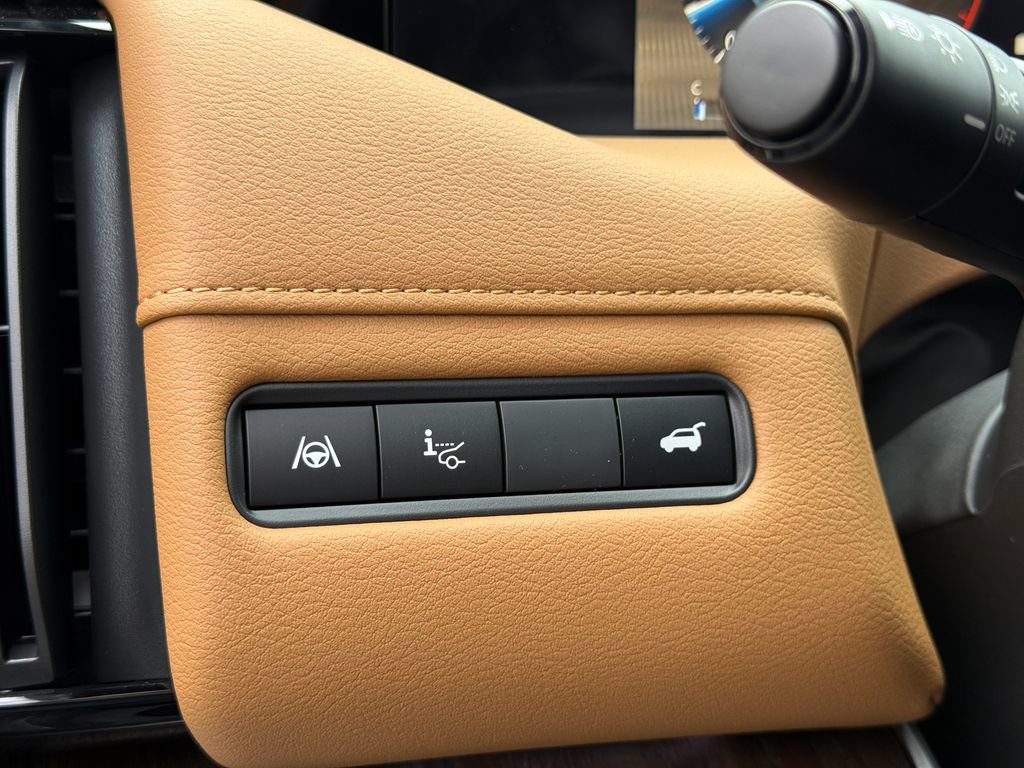 New 2026 Nissan Armada Platinum Reserve image 14