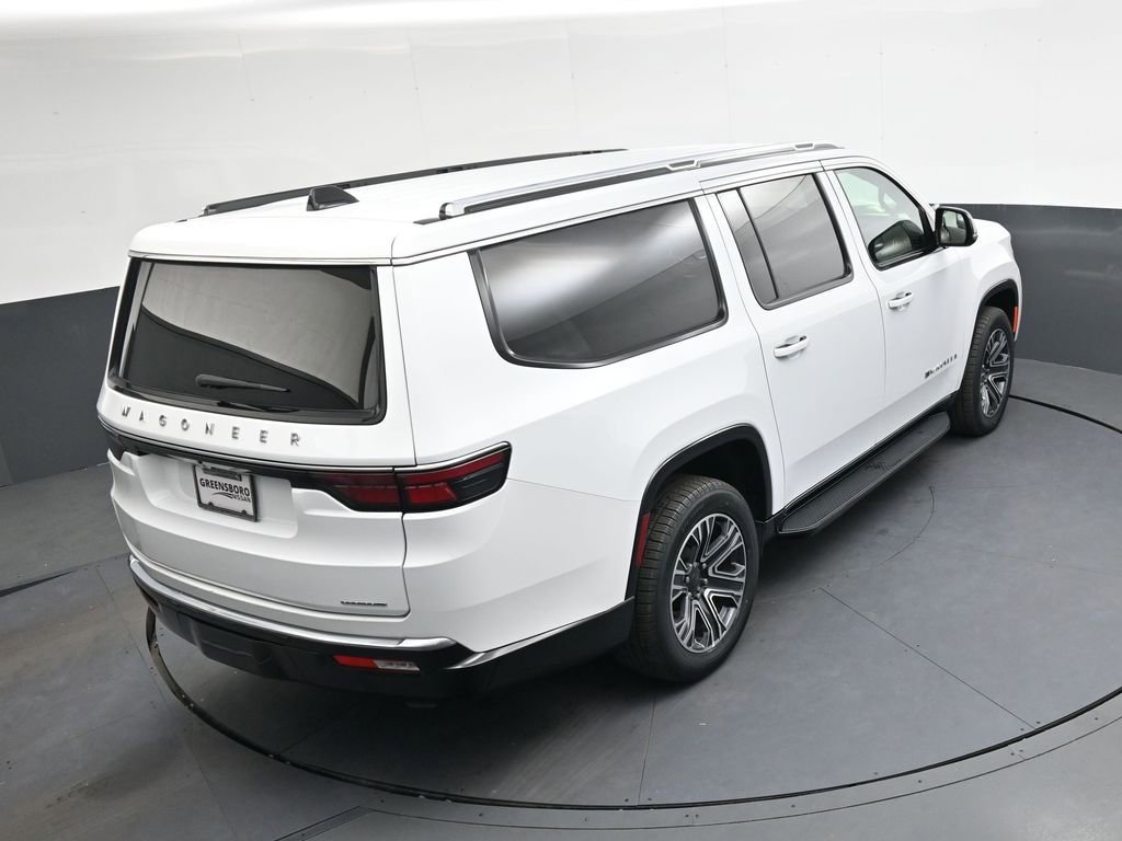 Used 2024 Jeep Wagoneer L Series II w/ Flexible Seating Group image 23