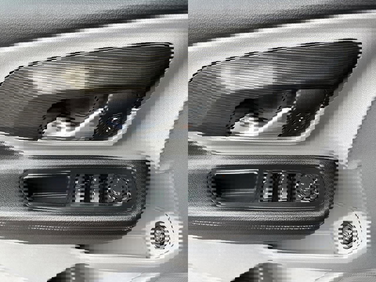 Used 2022 GMC Terrain SLE w/ Driver Convenience Package image 17