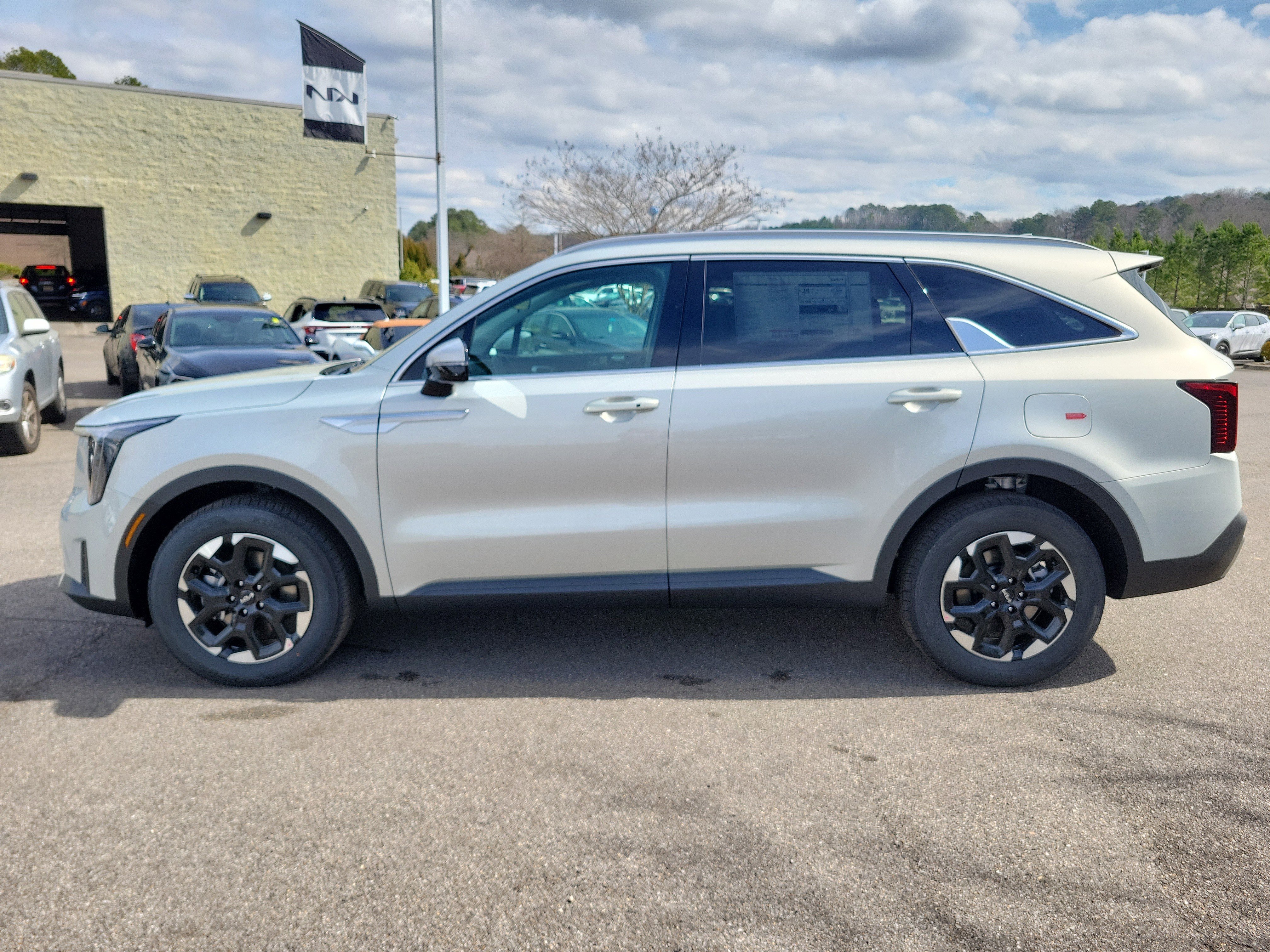 New 2026 Kia Sorento S image 21