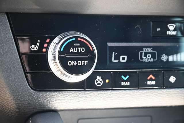 New 2023 Mitsubishi Outlander SEL AWD/4WD image 41