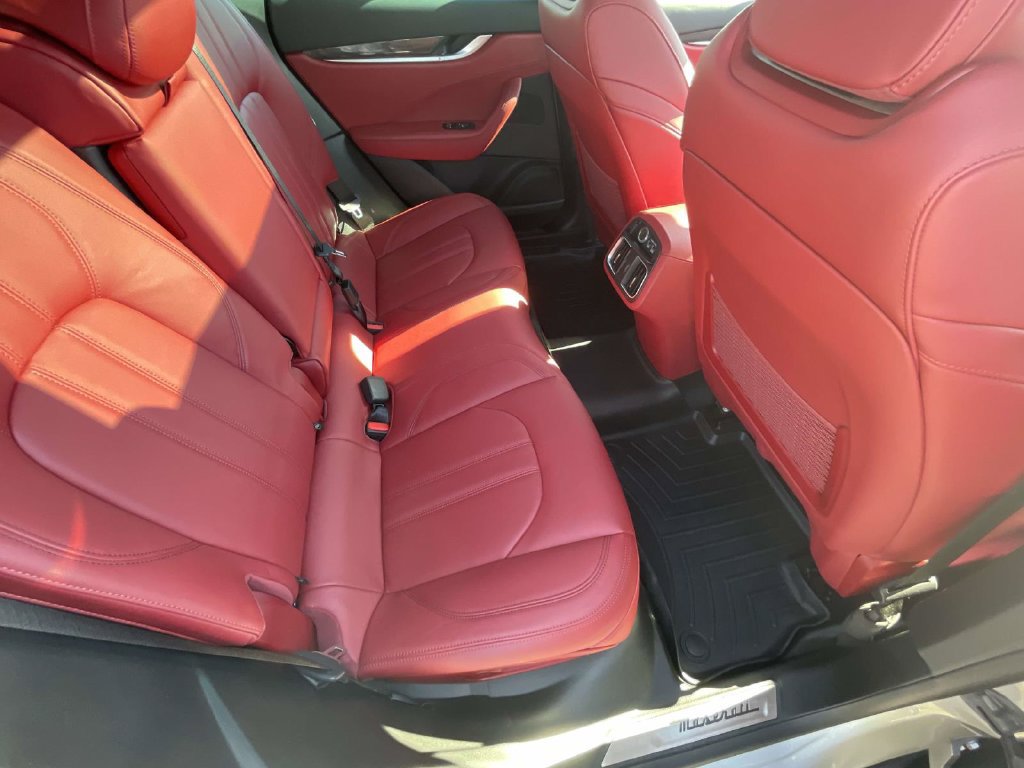 Used 2017 Maserati Levante w/ Sport Package AWD/4WD image 15