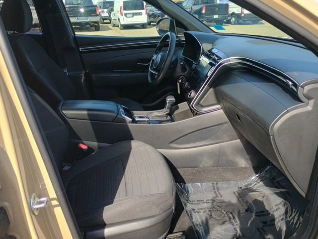 Used 2023 Hyundai Santa Cruz SE w/ Cargo Package image 14