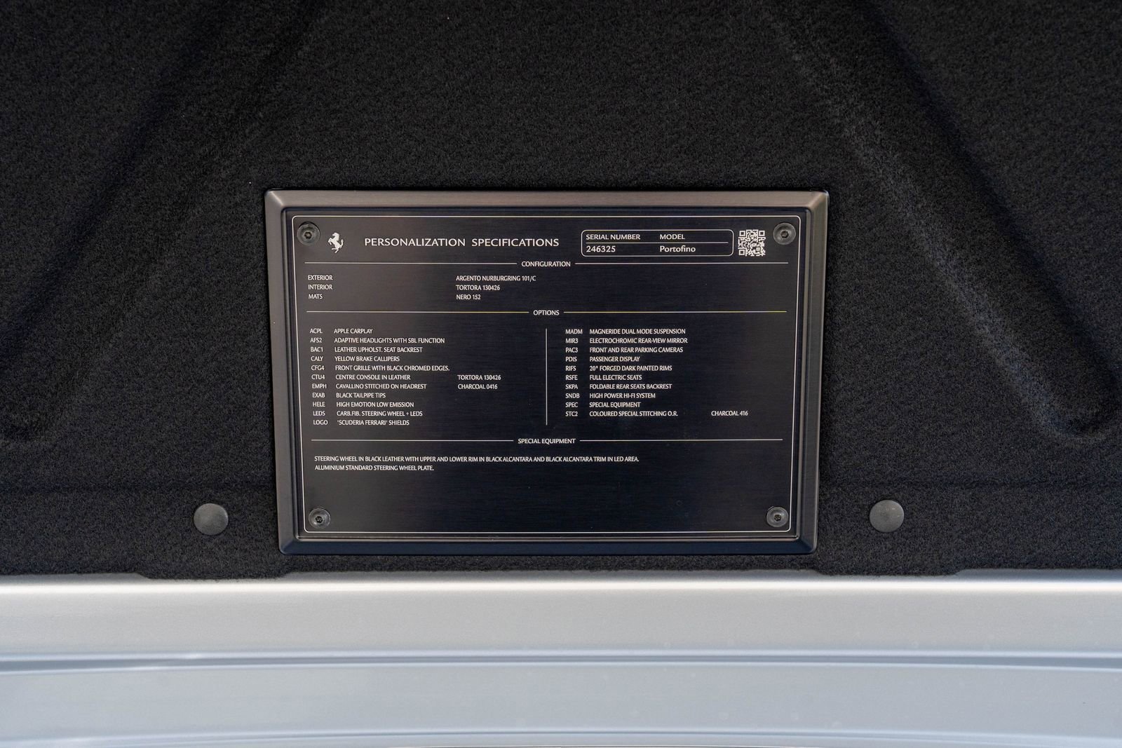 Used 2019 Ferrari Portofino image 14