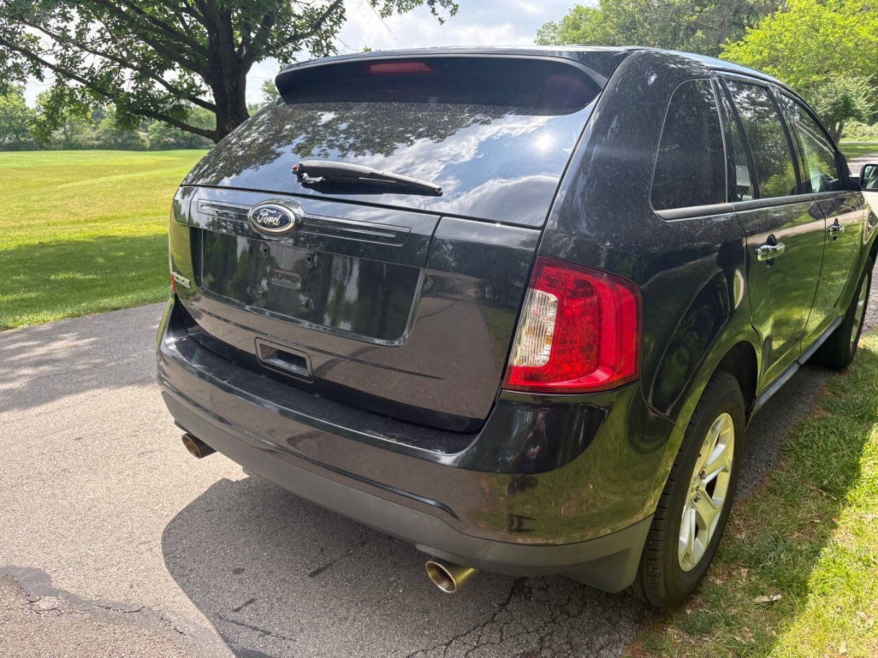 Used 2011 Ford Edge SEL w/ 202A Rapid Spec Order Code AWD/4WD image 9