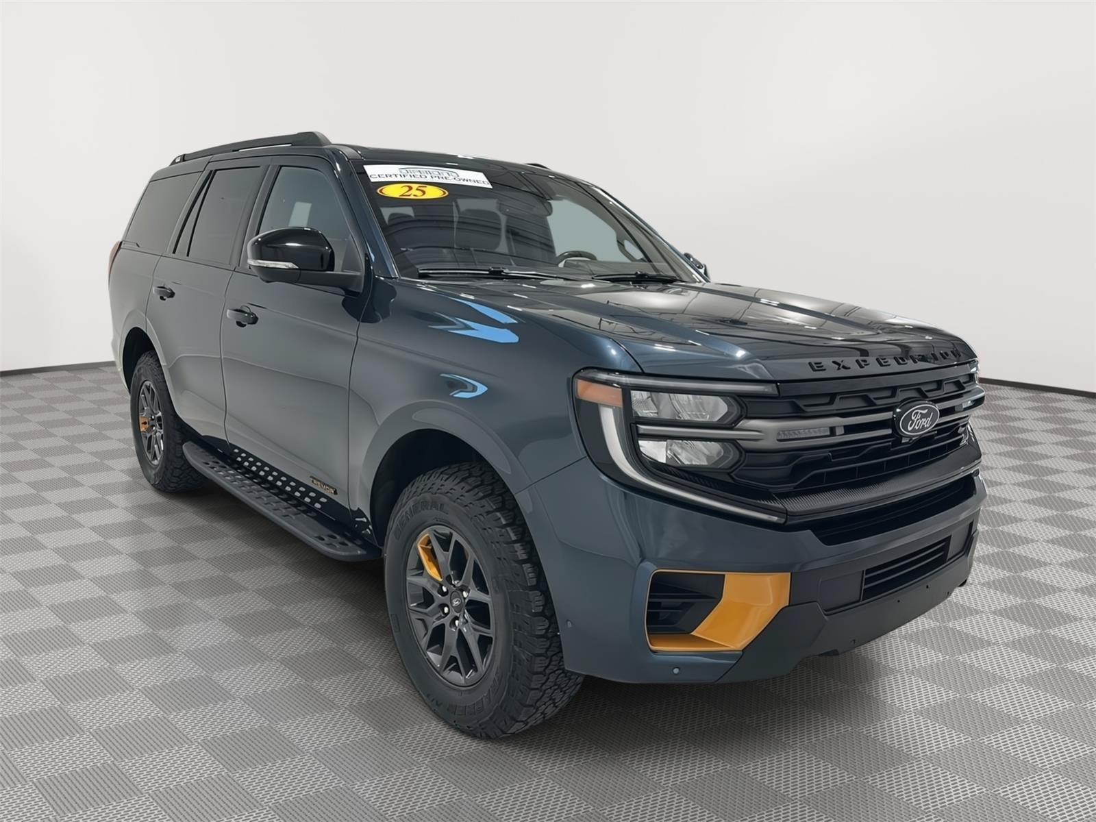 Used 2025 Ford Expedition Tremor AWD/4WD image 7