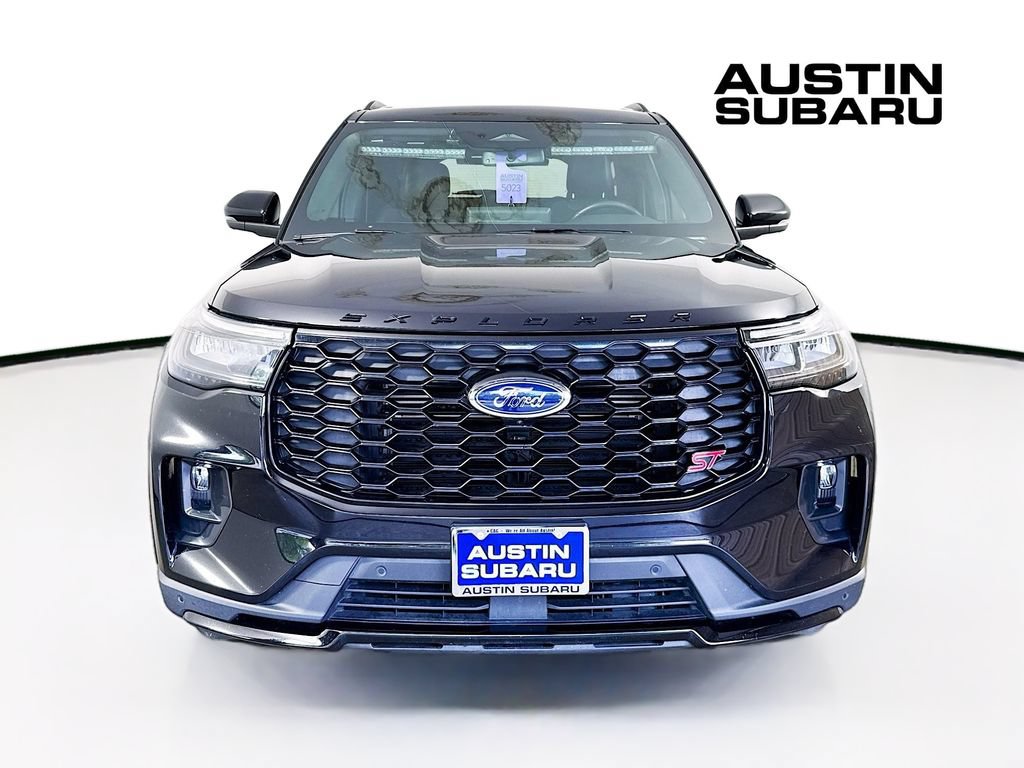 Used 2025 Ford Explorer ST w/ Sun And Sound Package AWD/4WD image 2