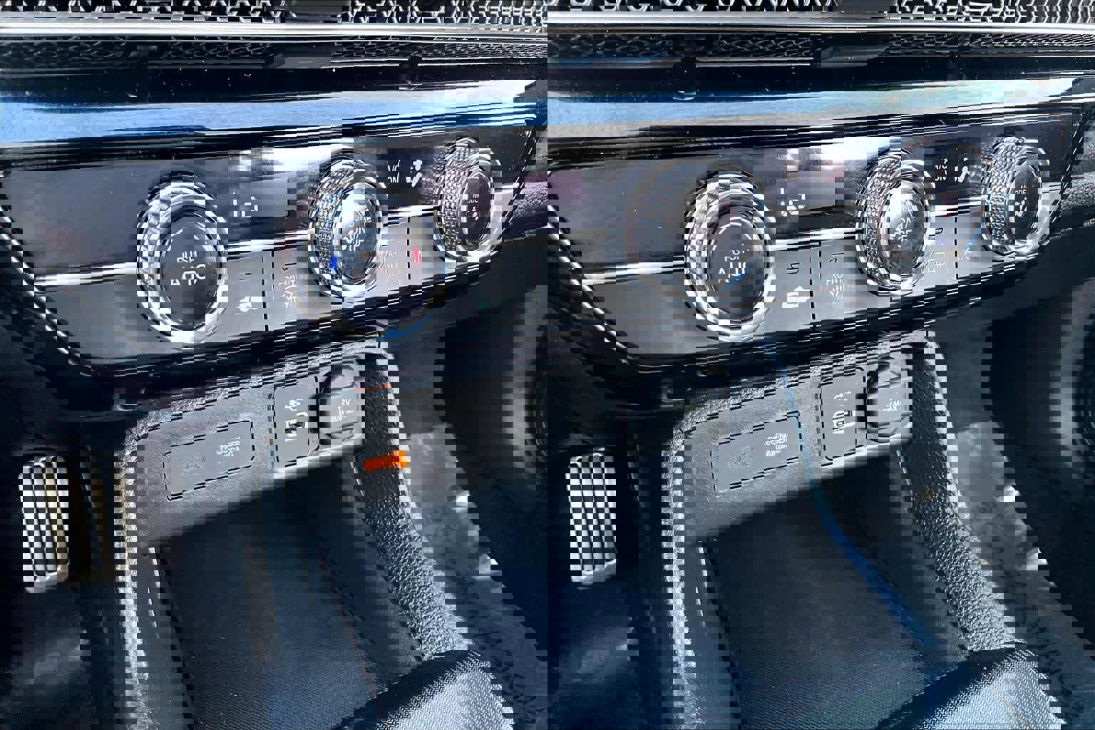 Used 2023 Honda Civic Sport image 32