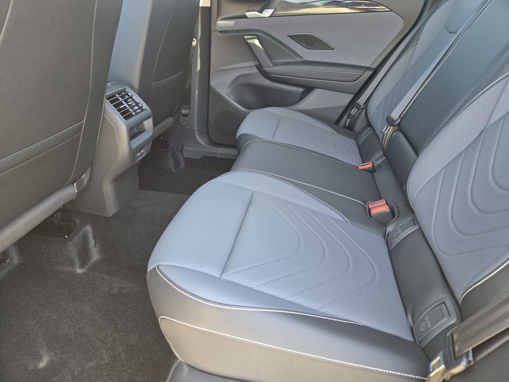 New 2026 Volkswagen Tiguan SE image 22