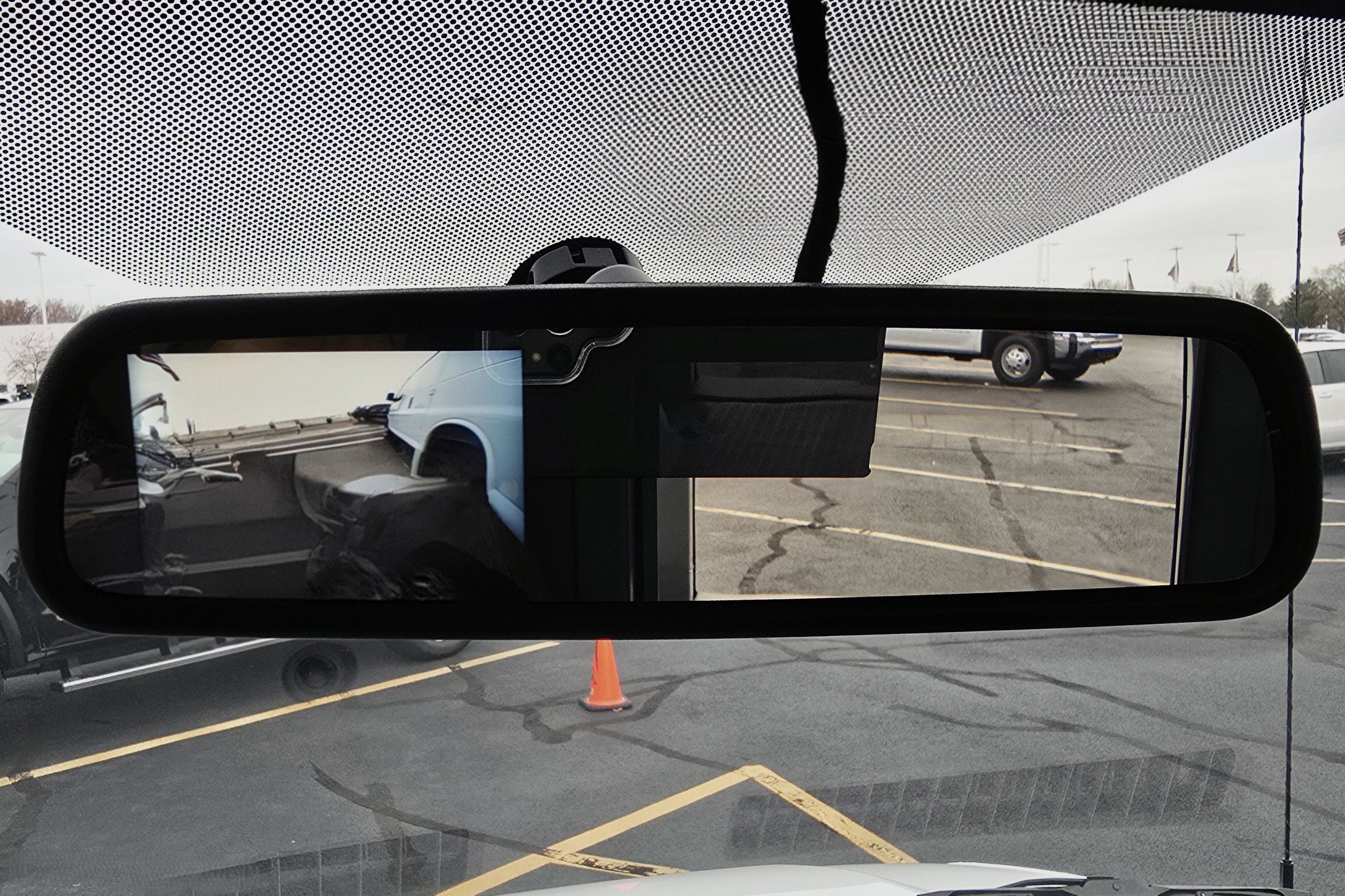 New 2025 GMC Savana 2500 w/ Chrome Appearance Package image 23