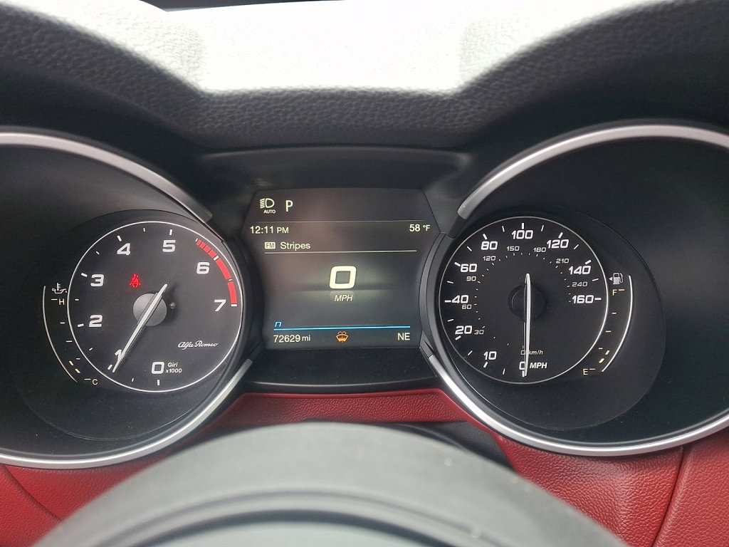 Used 2020 Alfa Romeo Stelvio RWD image 26