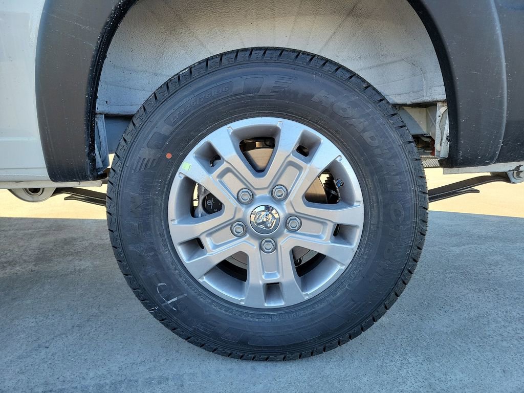 New 2025 RAM ProMaster 1500 w/ Quick Order Package 22G SLT image 12