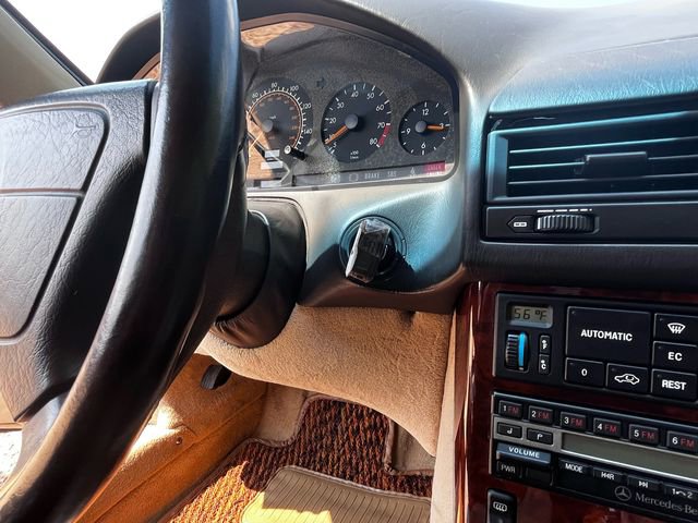 Used 1992 Mercedes-Benz 300 SL image 33