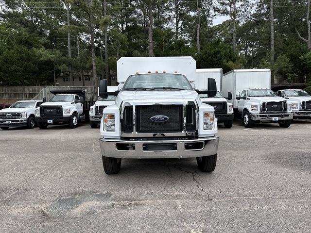 New 2027 Ford F750 2WD Regular Cab Super Duty image 3