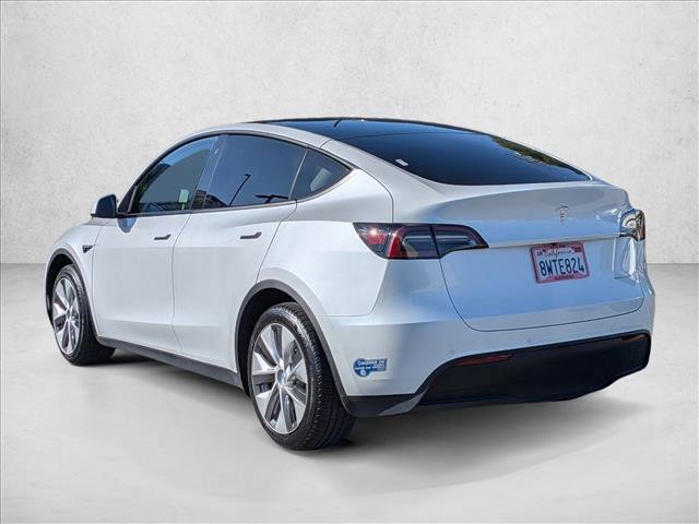 Used 2021 Tesla Model Y Long Range image 8