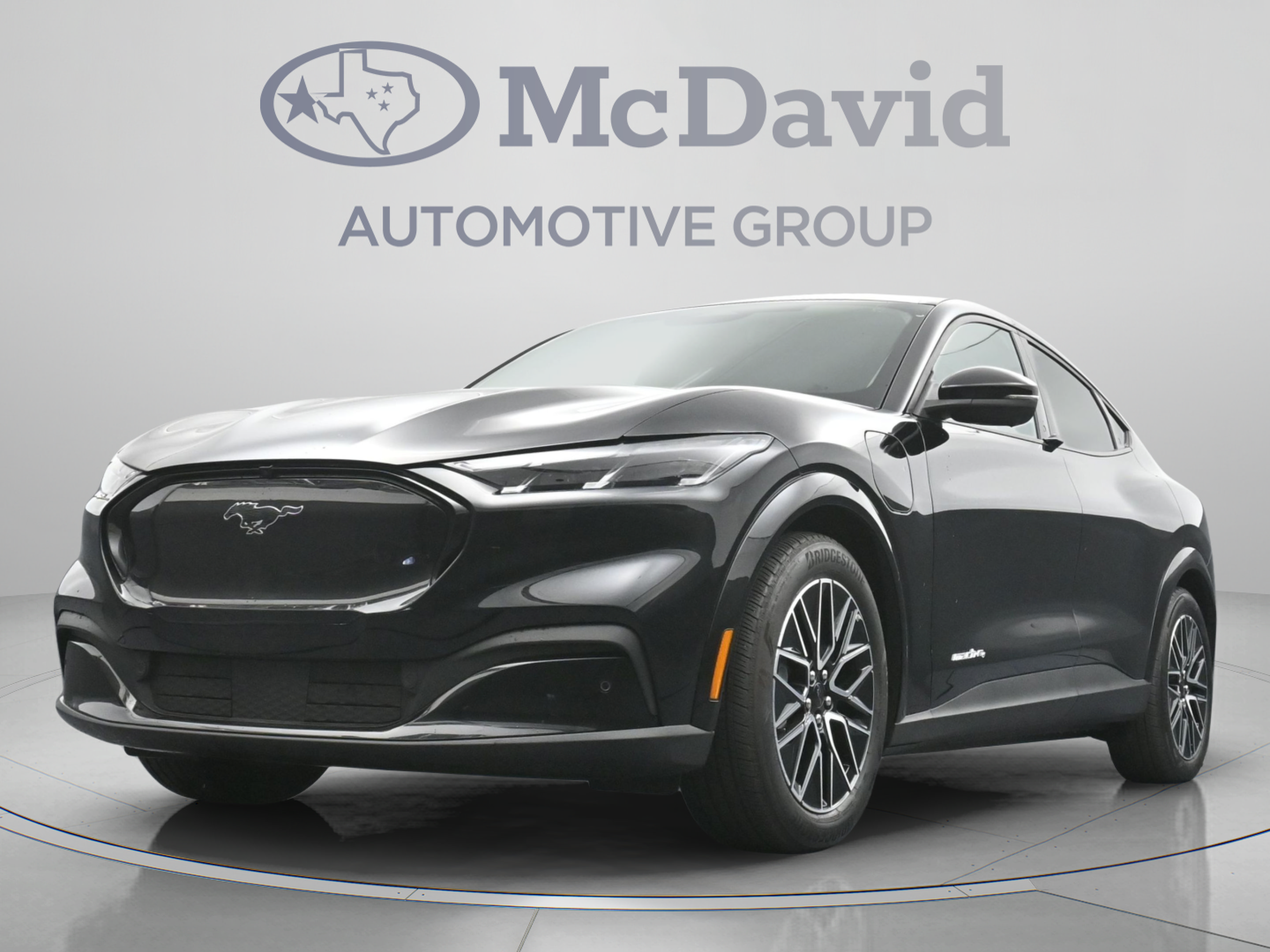 Used 2025 Ford Mustang Mach-E Premium AWD/4WD image 29