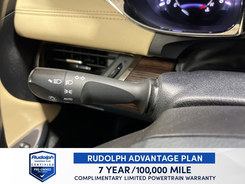 Used 2013 Toyota Avalon XLE image 35