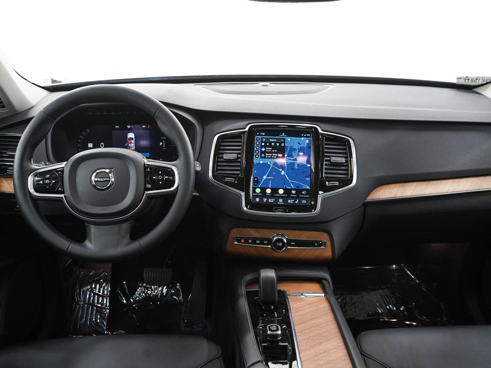 Used 2023 Volvo XC90 T8 Plus w/ Protection Package Premier AWD/4WD image 18