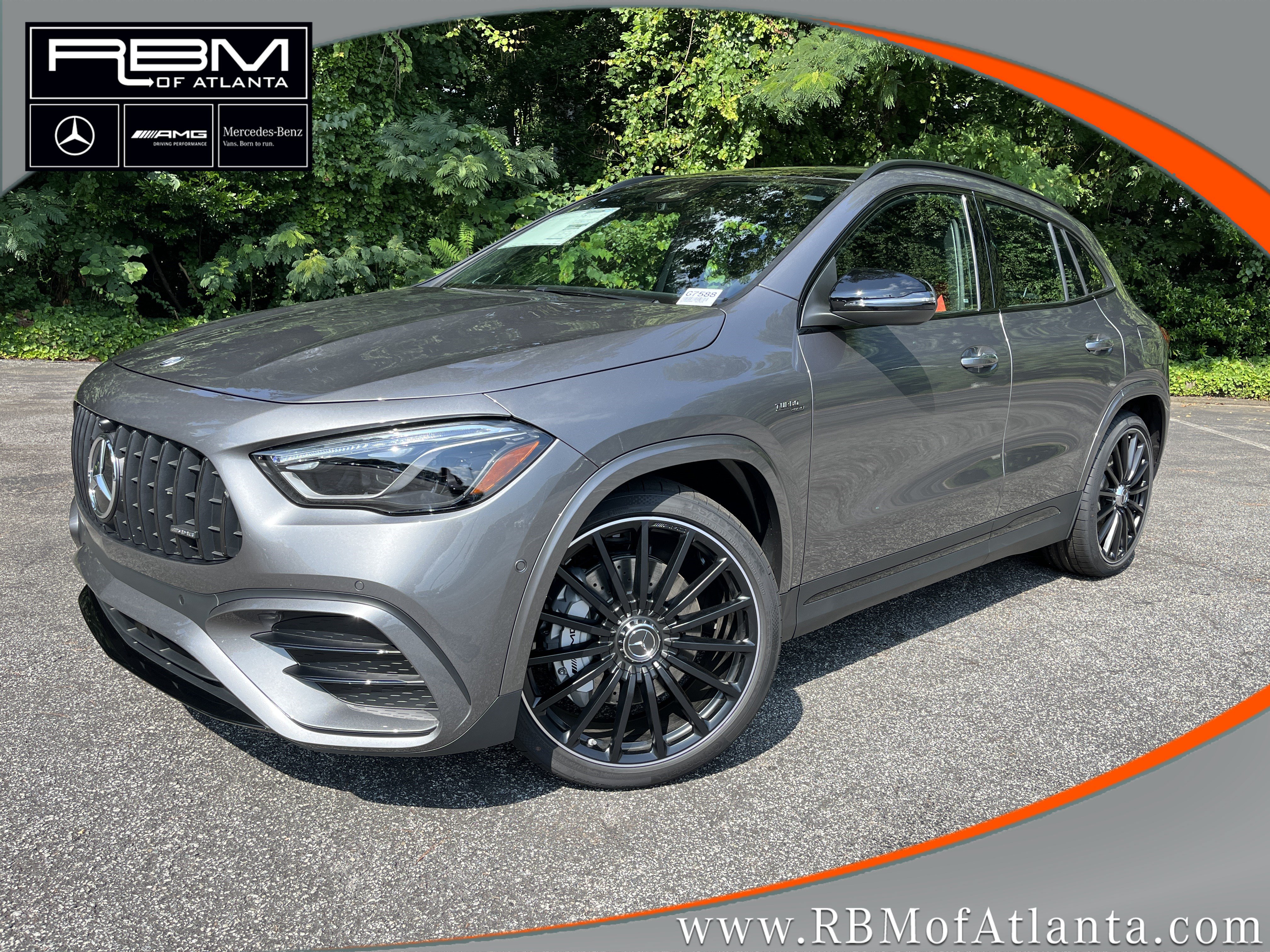 New 2026 Mercedes-Benz GLA 35 AMG 4MATIC image 1