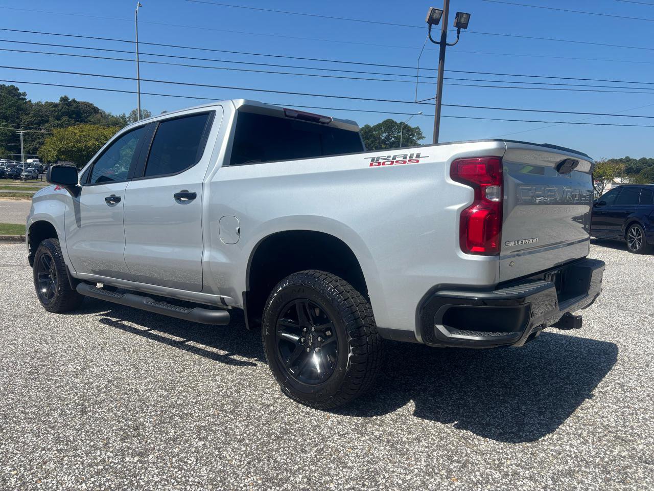Used 2020 Chevrolet Silverado 1500 LT Trail Boss AWD/4WD image 4