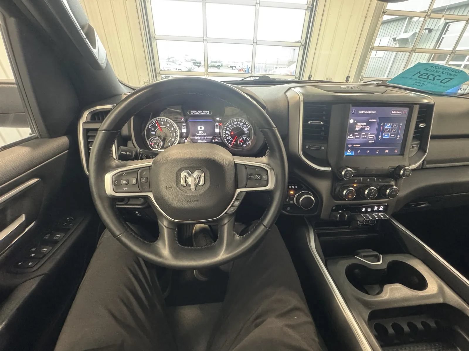 Used 2022 RAM 1500 Big Horn AWD/4WD image 25