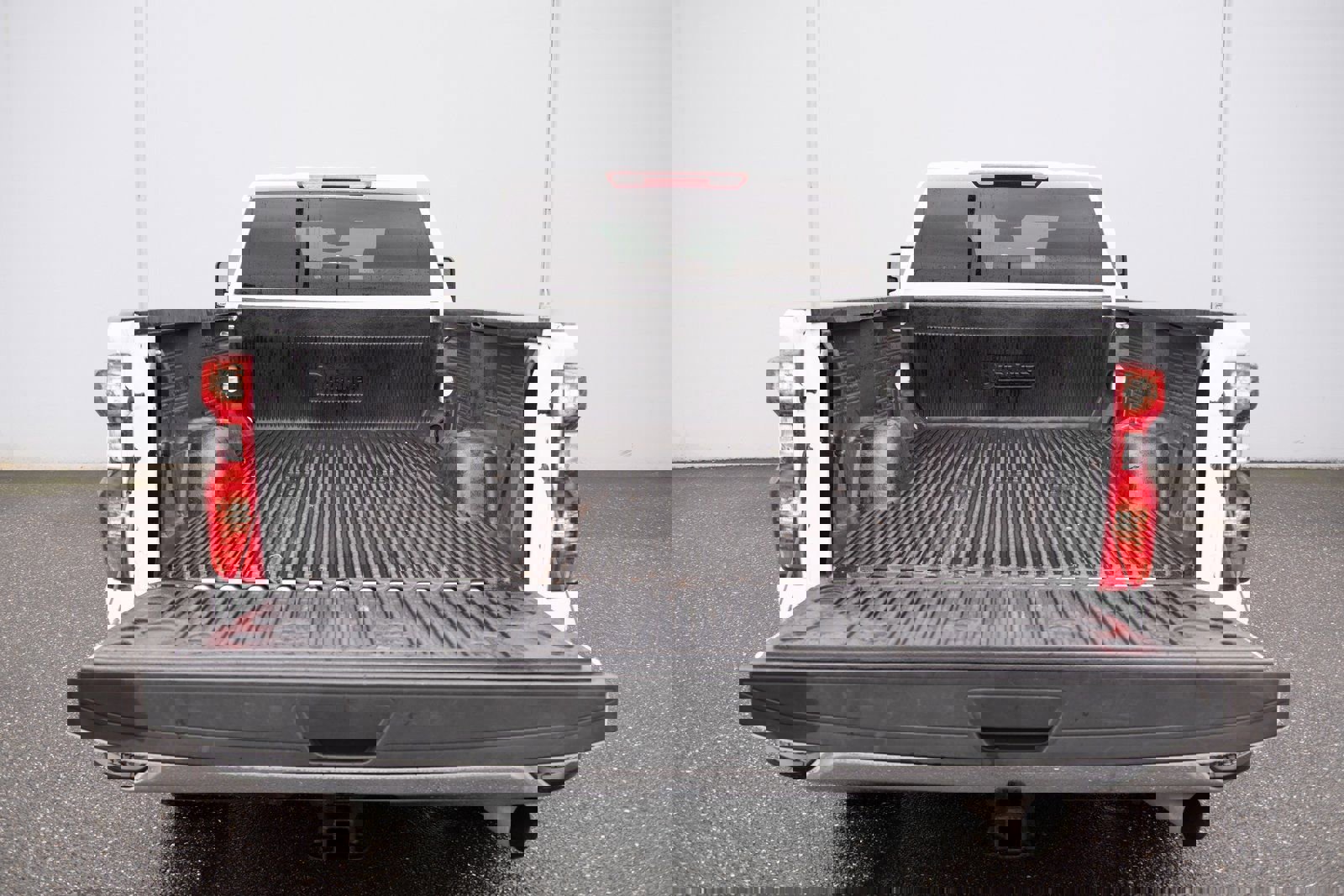 Used 2024 Chevrolet Silverado 3500 LT image 20