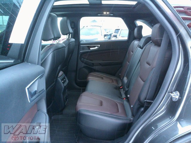 Used 2020 Ford Edge Titanium w/ Equipment Group 301A image 23