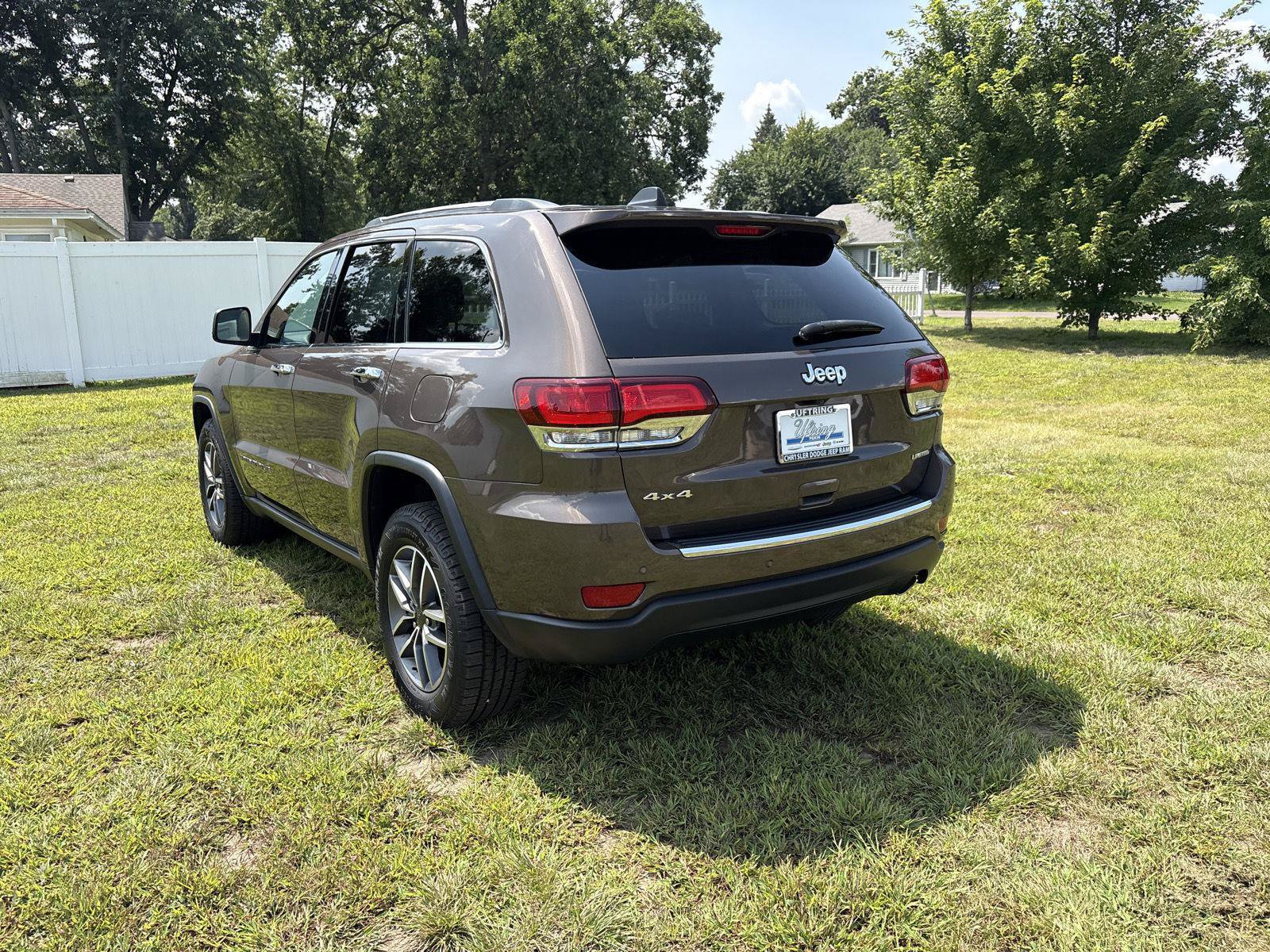 Used 2021 Jeep Grand Cherokee Limited AWD/4WD image 7