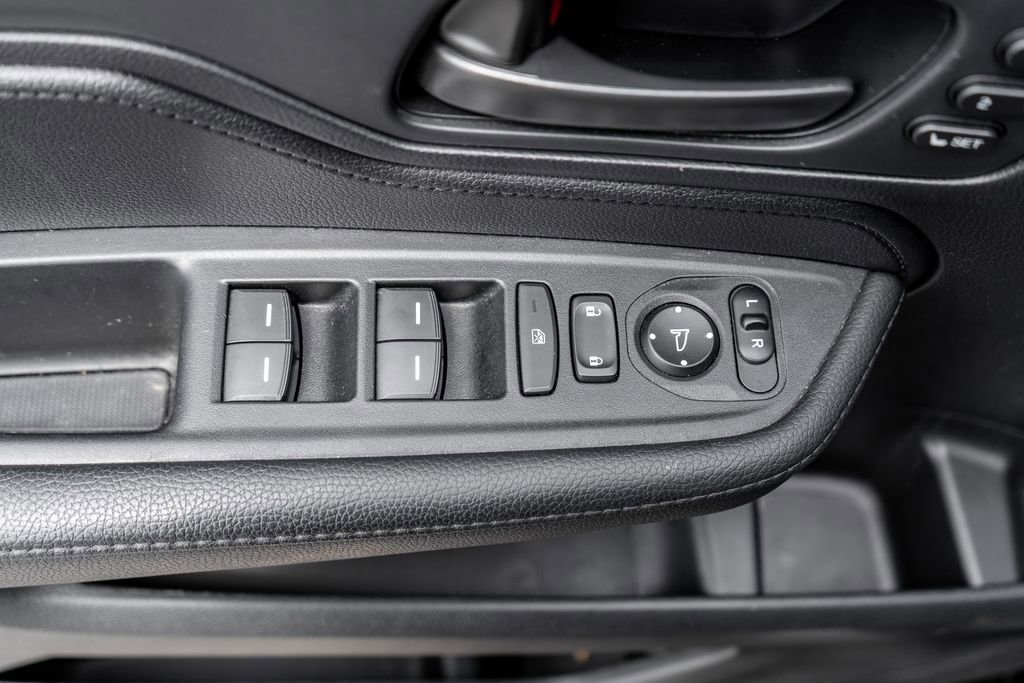 Used 2025 Honda Odyssey Sport-L image 20