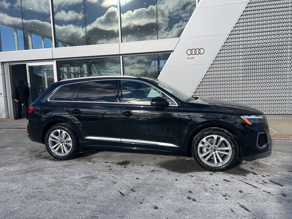 Used 2025 Audi Q7 3.0T Premium Plus w/ Premium Plus Package image 17