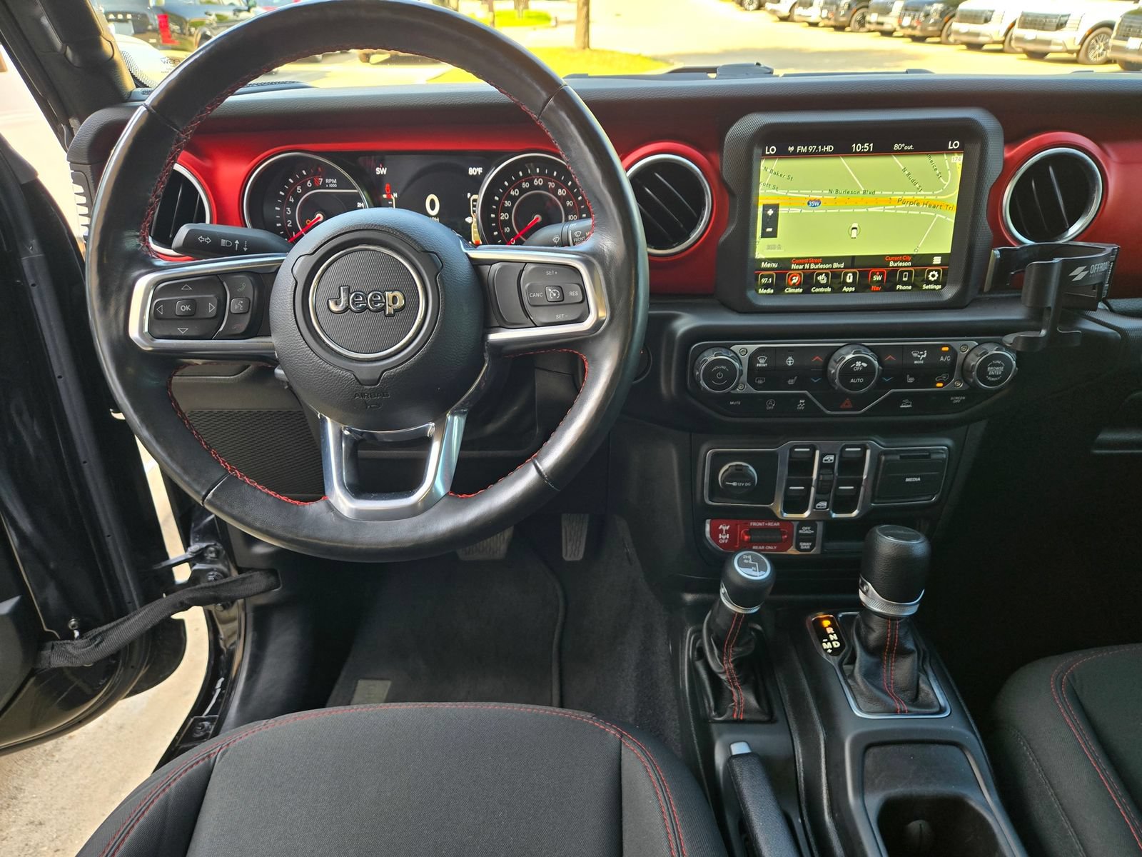 Used 2022 Jeep Gladiator Rubicon w/ Cold Weather Group AWD/4WD image 10
