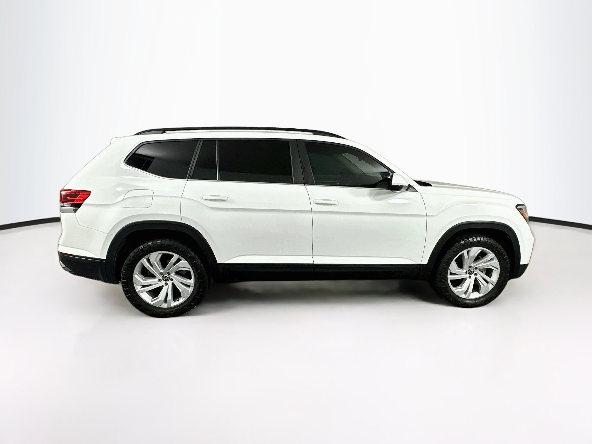 Used 2023 Volkswagen Atlas SE w/ Panoramic Sunroof Package AWD/4WD image 10